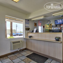 Motel 6 Phoenix Airport-24th Street 