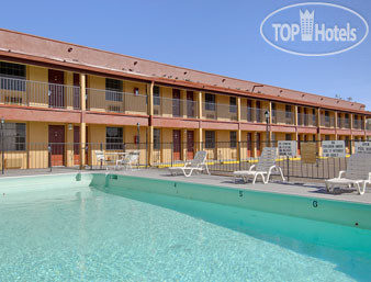 Hotel photo Ramada Flagstaff East 3*