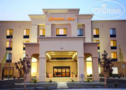 Hotelier's photos Hampton Inn Pendleton 2*