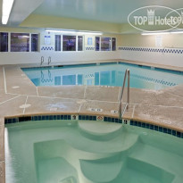 Holiday Inn Express Hotel & Suites Ashland