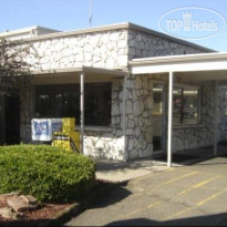 Americas Best Value Inn St. Helen