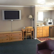 Cascade Lodge Bend Гостиная в номере