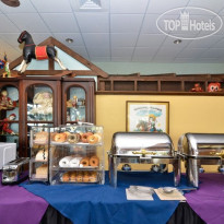 Best Western Plus Midway Hotel & Suites-Brookfield 