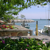 Holiday Inn Harborview - Port Washington 