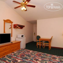 Econo Lodge Inn & Suites Eau Claire 