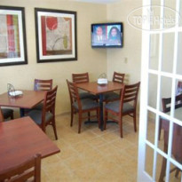 Days Inn Oak Creek Milwaukee Airport 