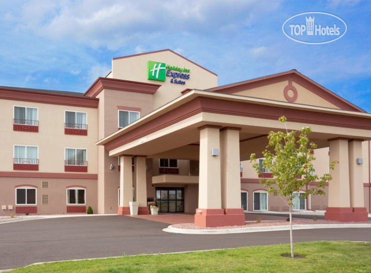 Hotel photo Holiday Inn Express Hotel & Suites Antigo 2*