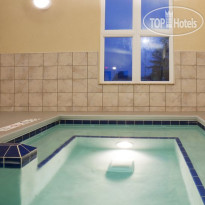 Holiday Inn Express Hotel & Suites Antigo 