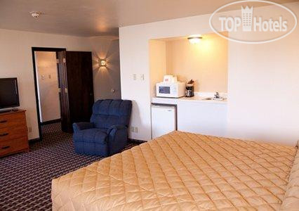 New photos from tourists Econo Lodge Madison 2*