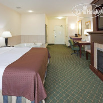 Holiday Inn Conference Ctr Marshfield 