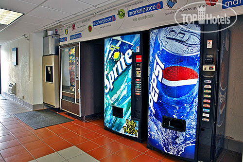 New photos from tourists Motel 6 Oshkosh 2*