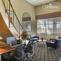 Clarion Hotel Campus Area