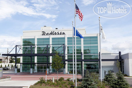 Hotel photo Radisson  Hotel Menomonee Falls 3*
