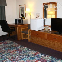 FairBridge Inn & Suites Thorp 