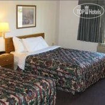 FairBridge Inn & Suites Thorp 