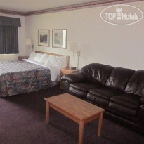 FairBridge Inn & Suites Thorp 