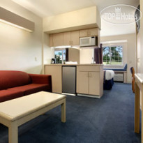 Microtel Inn And Suites Madison East 