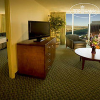 Aquarius Casino Resort 