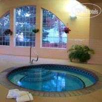 Best Western Plus Caldwell Inn & Suites 