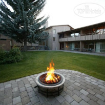 Tamarack Lodge