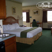 Holiday Inn Express Hotel & Suites Charlotte 