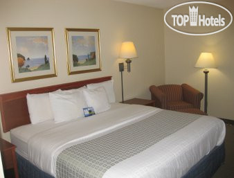 New photos from tourists Baymont Inn & Suites Detroit Airport Romulus 2*