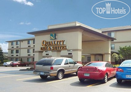 Hotel photo Quality Inn & Suites Detroit Metro Airport 2*