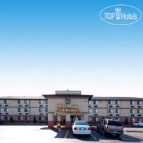 Quality Inn & Suites Detroit Metro Airport 