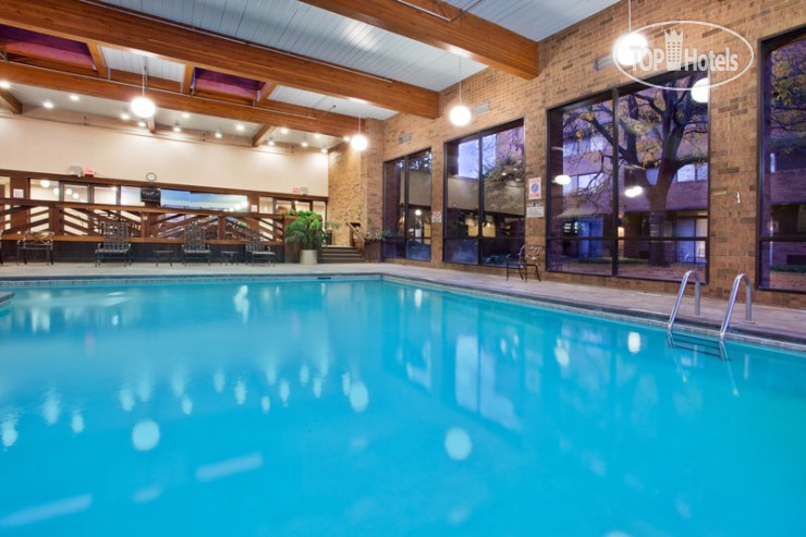 New photos from tourists Crowne Plaza Grand Rapids - Airport 3*
