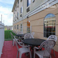 Comfort Suites Stevensville