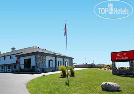 Hotel photo Econo Lodge South Petoskey 2*