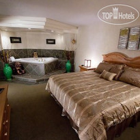 Quality Inn & Suites Banquet Center 