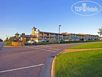 Hotel photo Americas Best Value Inn Petoskey 2*