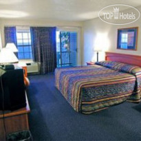 Magnuson Grand Hotel Lakefront Paradise 