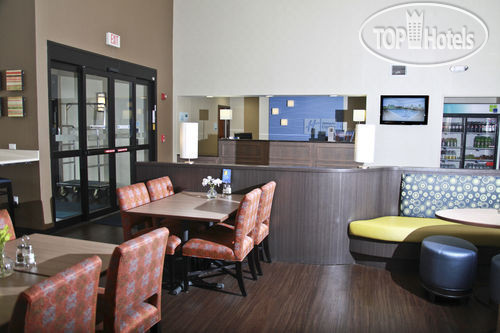 Holiday Inn Express Hotel & Suites Roseville