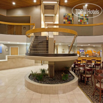 Holiday Inn Express Detroit-Warren (Gm Tech Ctr)