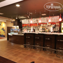 Courtyard by Marriott Flint 