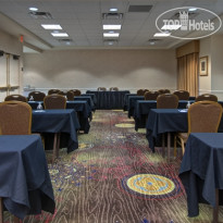 Hilton Garden Inn Detroit Metro Airport