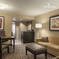 Embassy Suites Pittsburgh - International Airport 