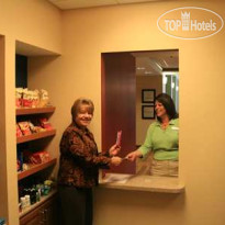 Hampton Inn & Suites Warren 