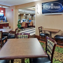 Holiday Inn Express Harrisburg East