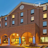 Holiday Inn Express Harrisburg East