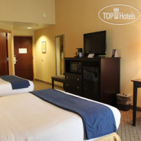 Holiday Inn Express Lewisburg New Columbia 