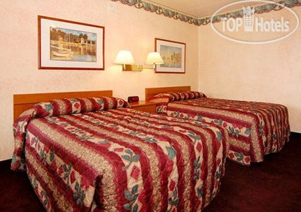 New photos from tourists Econo Lodge Northeast Reading 2*