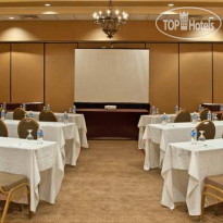 DoubleTree by Hilton Hotel Pittsburgh - Meadow Lands 