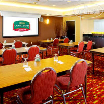 Courtyard State College Конференц-зал