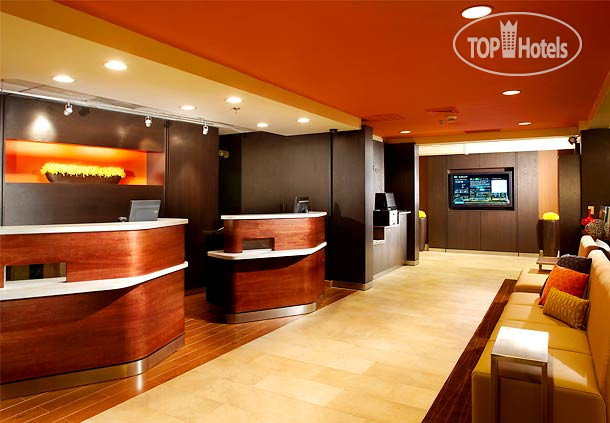 New photos from tourists Courtyard State College 3*