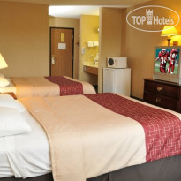 Red Roof Inn & Suites Hermitage 