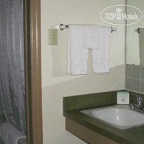 Red Carpet Inn Hanover 