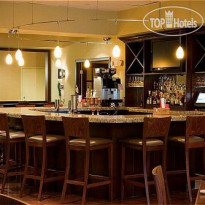 Crowne Plaza Main Line 